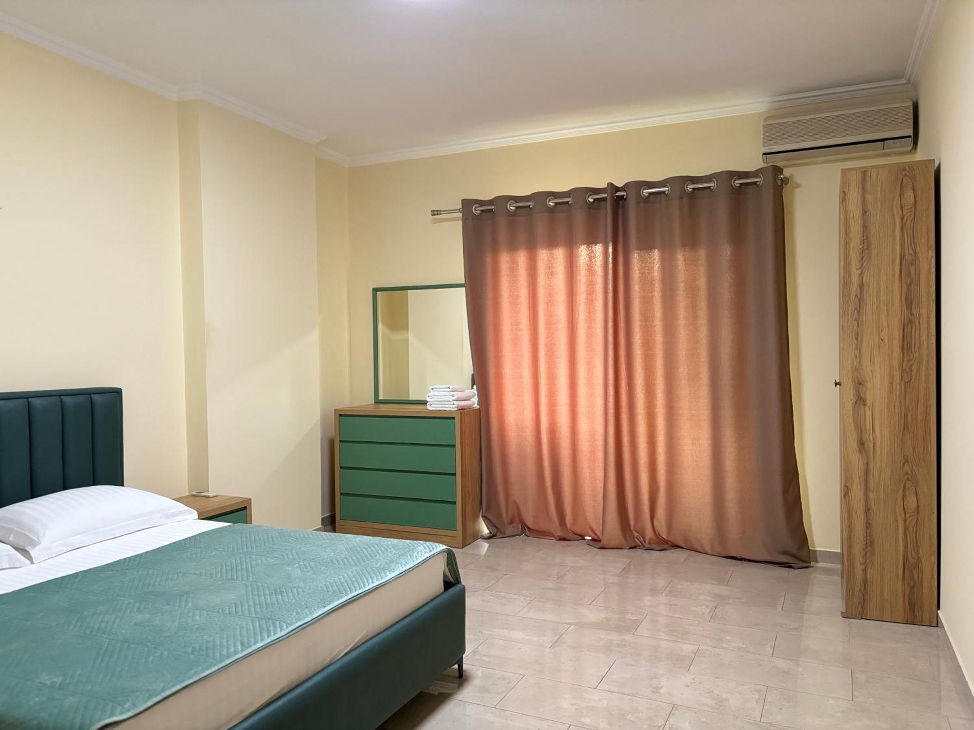 Tam 2Bdr Center Taiwan Apartment Tirana Exteriör bild