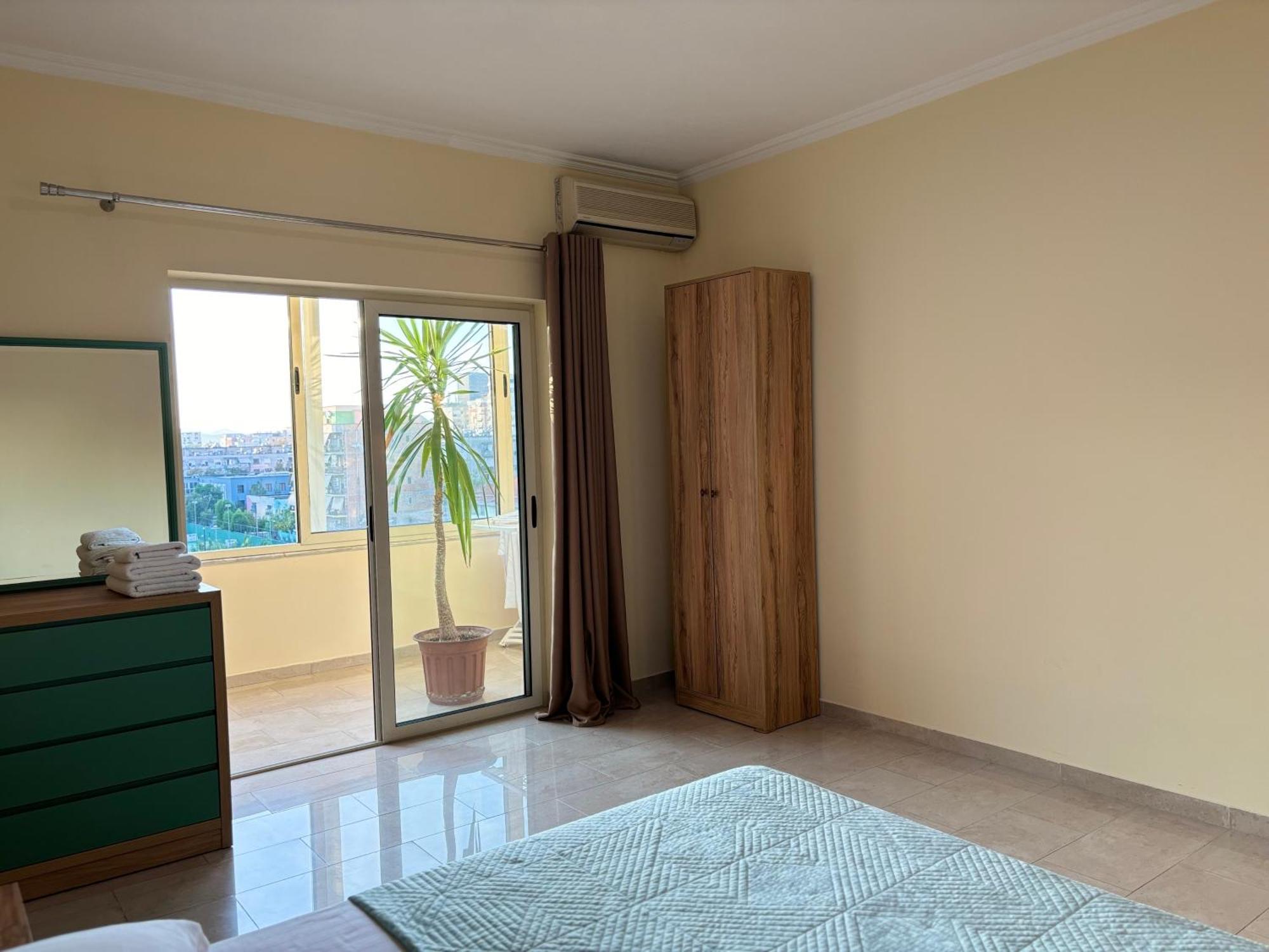 Tam 2Bdr Center Taiwan Apartment Tirana Exteriör bild