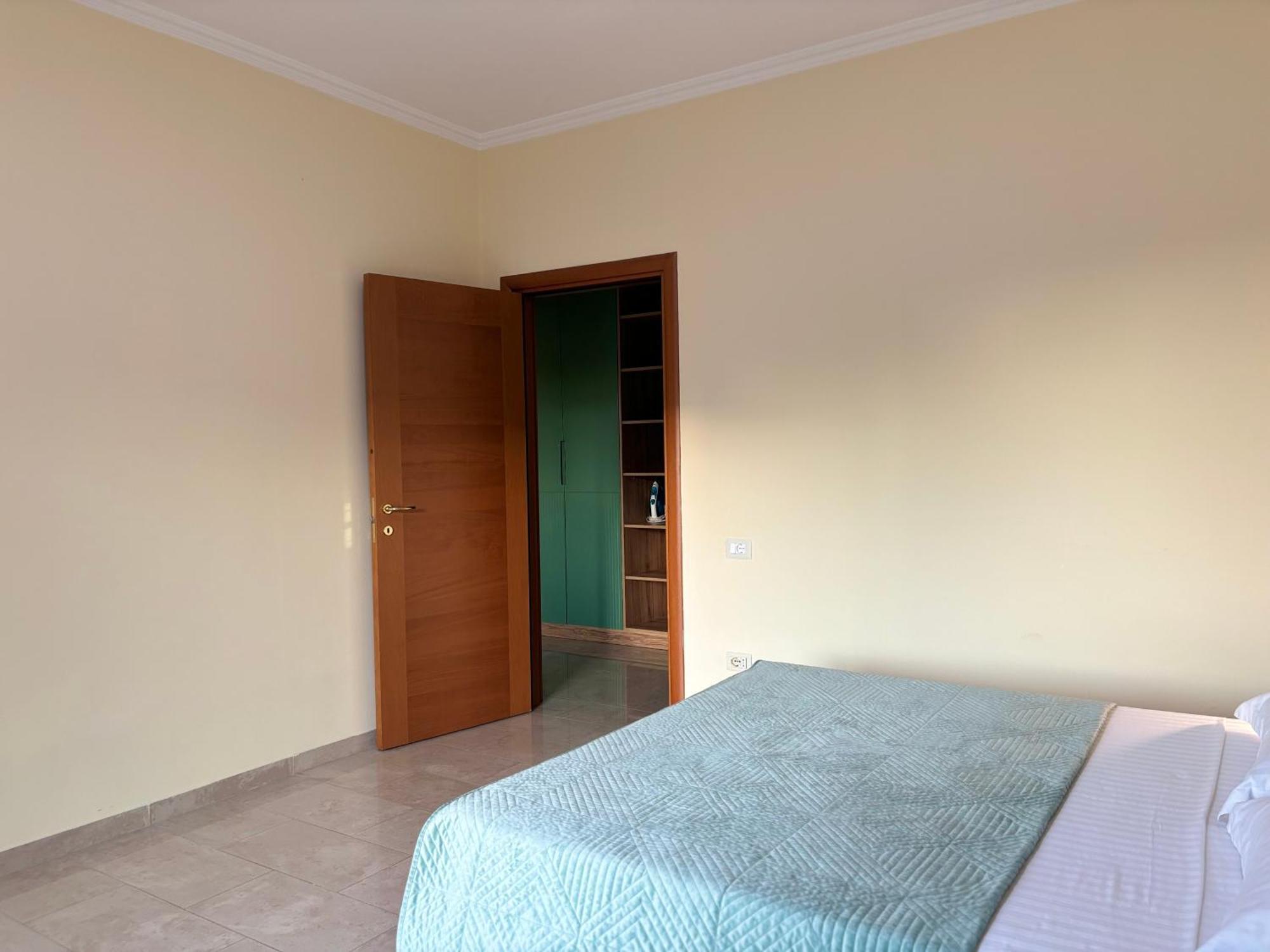 Tam 2Bdr Center Taiwan Apartment Tirana Exteriör bild